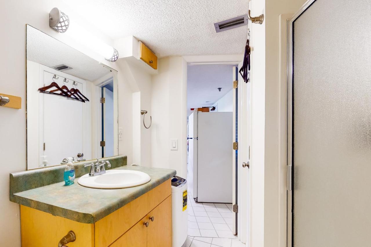 The Commodore Panama City Beach Chambre photo
