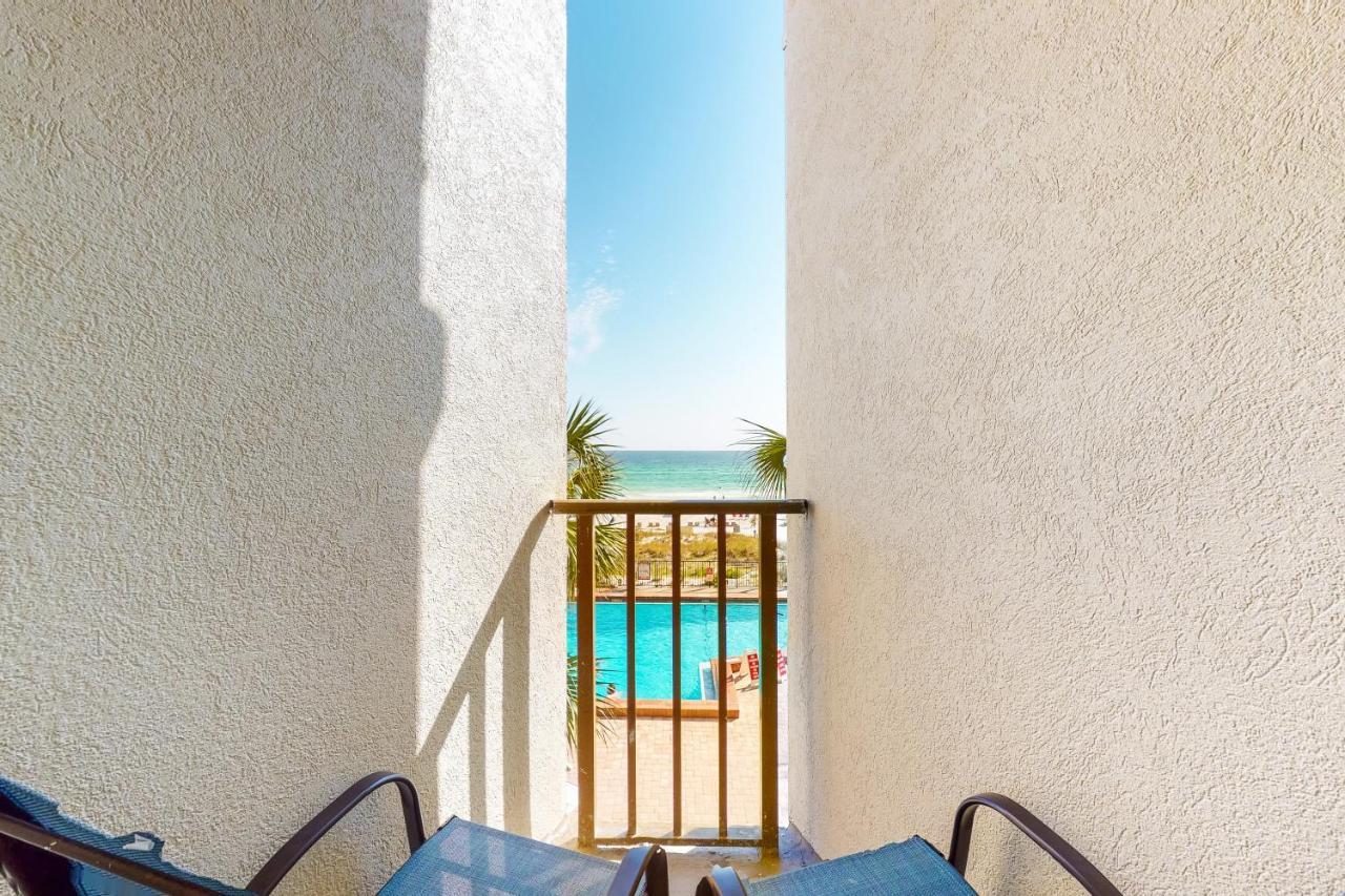 The Commodore Panama City Beach Chambre photo
