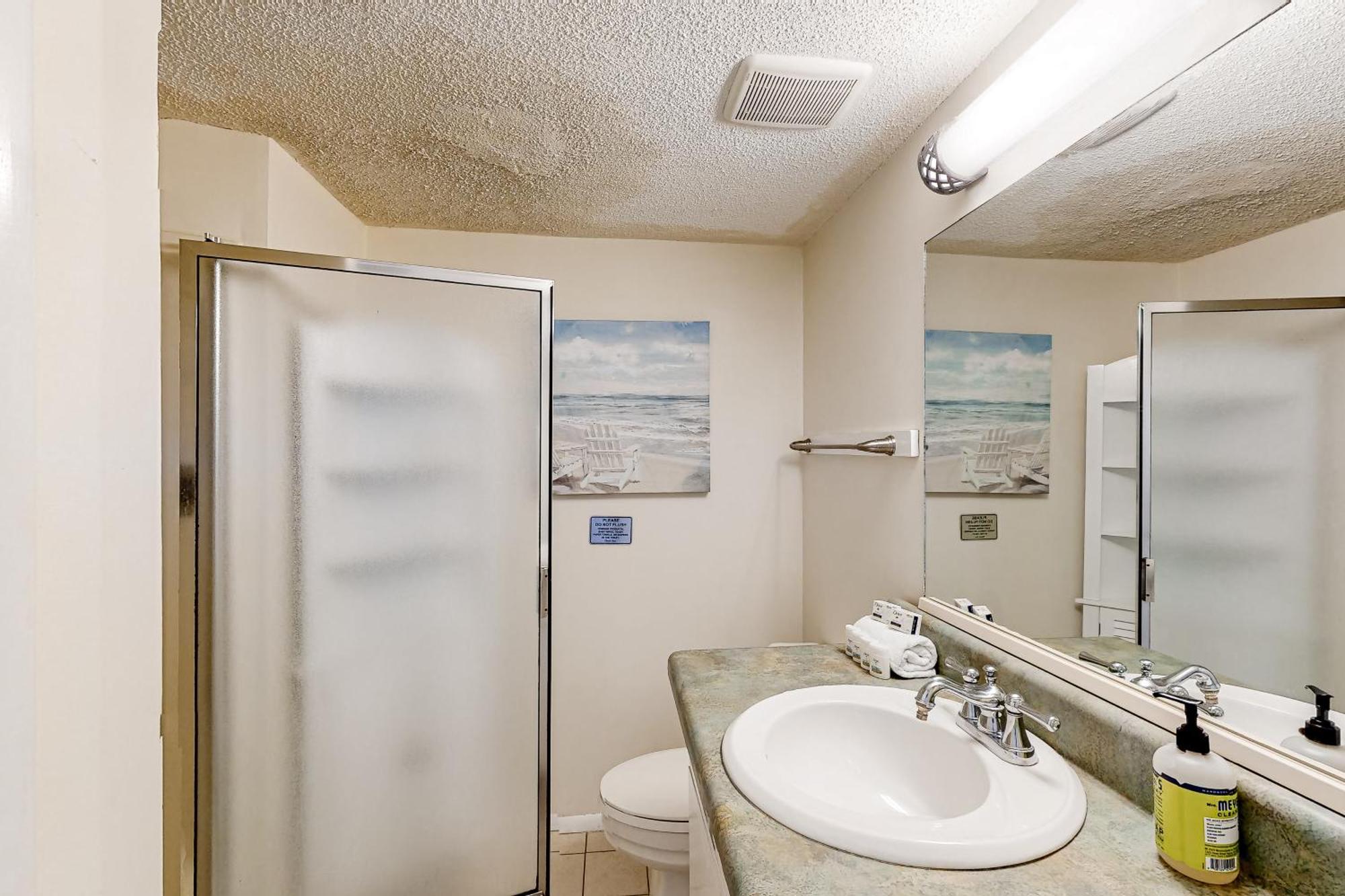 The Commodore Panama City Beach Chambre photo